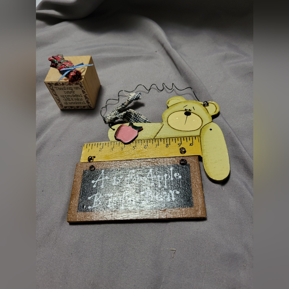 Adorable Hanging plaque and cute block.